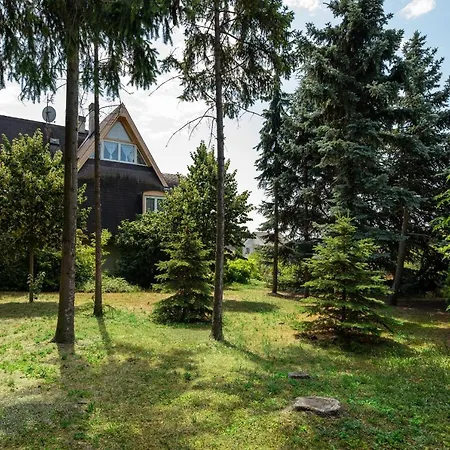 Nagy Villa Gyoenyoeru Panoramaval, Jakuzzival Holiday home *
